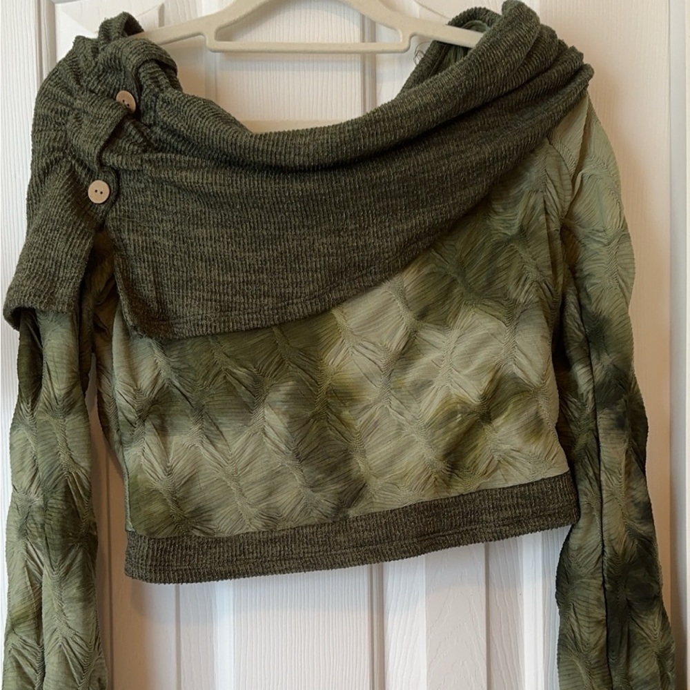 Olive Green Women's Off Shoulder Cropped Long Sleeve Blouse